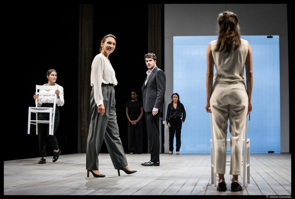 Iphigénie de Racine. Mise en scène Stéphane Braunschweig. Odéon. © Simon Gosselin