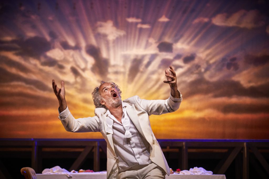 Peer Gynt d'Ibsen. Mise en scène de Anne-Laure Liégeois. Théâtre du Peuple © Christophe Raynaud de Lage