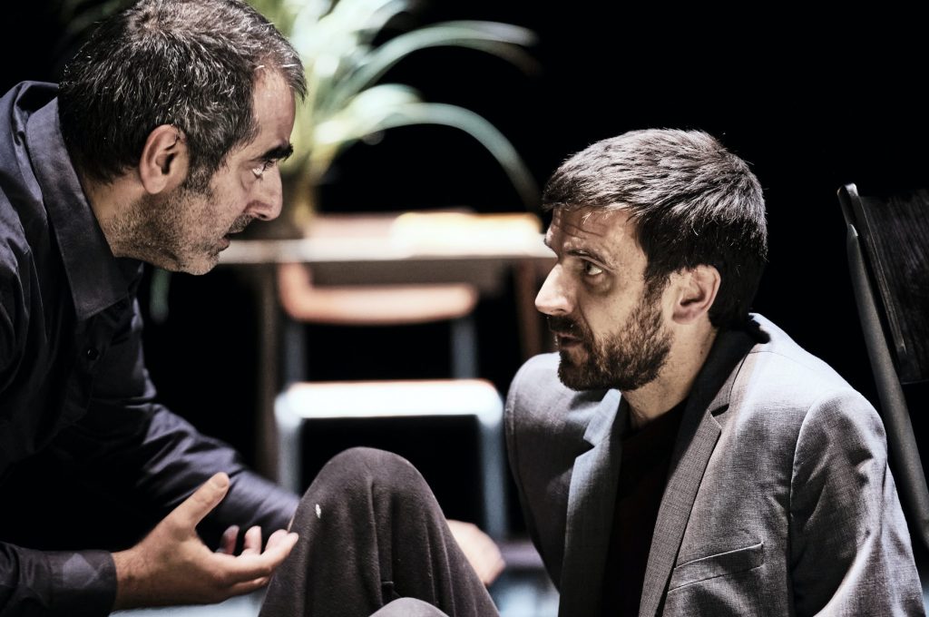 Bartleby Avec Rodolphe Dana et Adrien Guiraud D’après La nouvelle d’Herman Melville (éditions Allia) © Agathe Poupeney