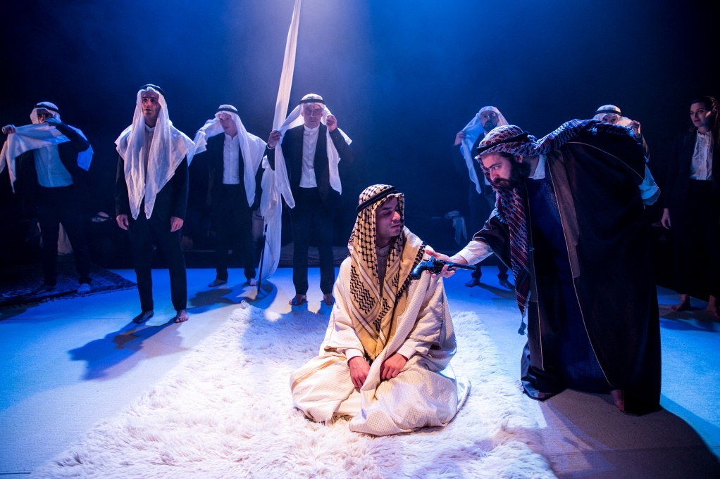 Lawrence, librement inspiré de la vie de T.E. Lawrence
Conception d’Éric Bouvron et Benjamin Penamaria © Aurore Vinot