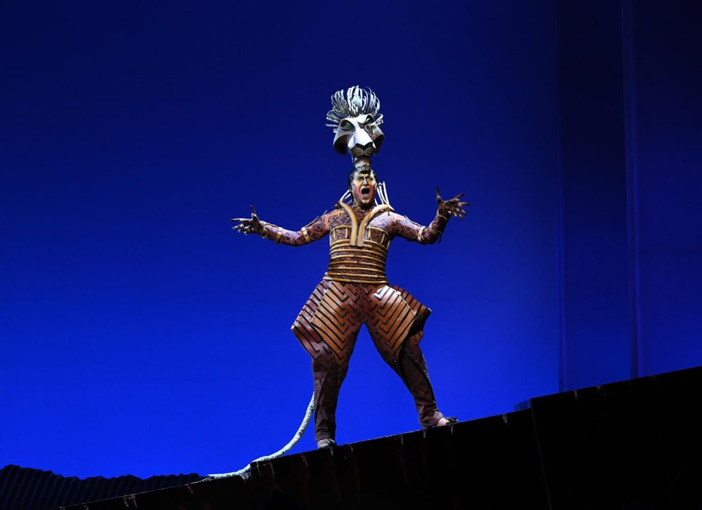 Le roi lion d'Elton John, Tim Rice, Julie Taymor- Scar - Olivier Breitman © Alessandro Pinna