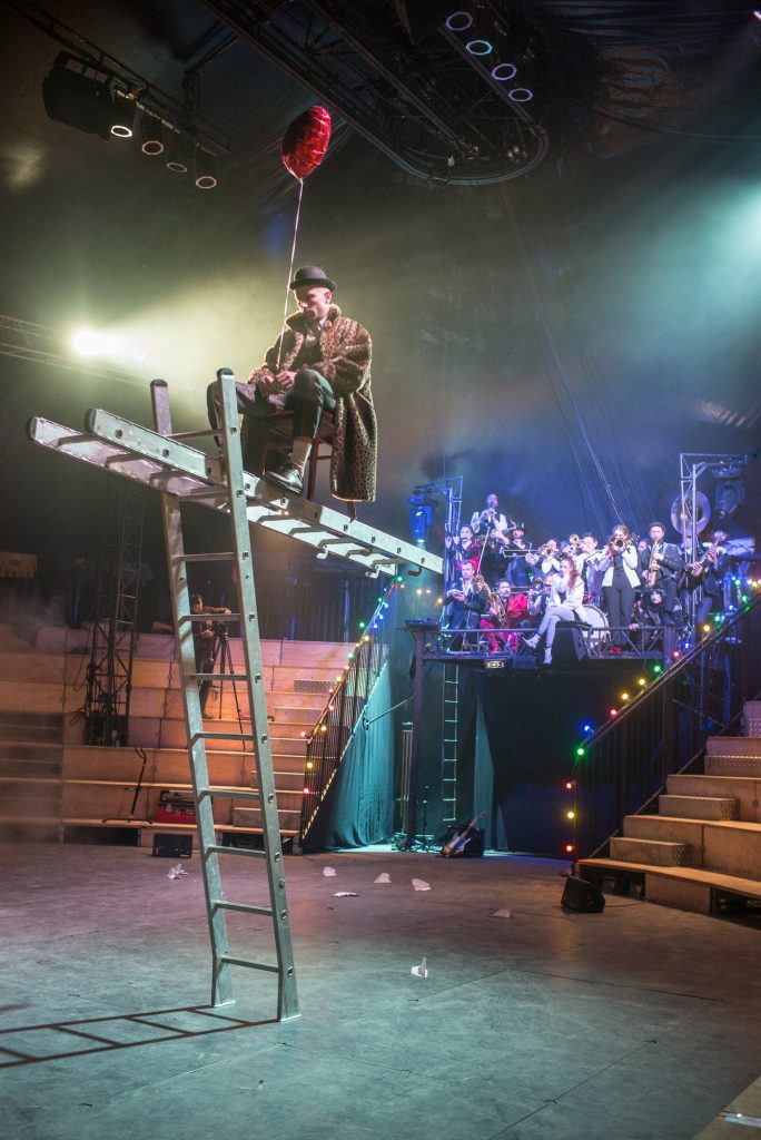 PIC, Cirque Inextrémiste © Jean-Pierre Estournet