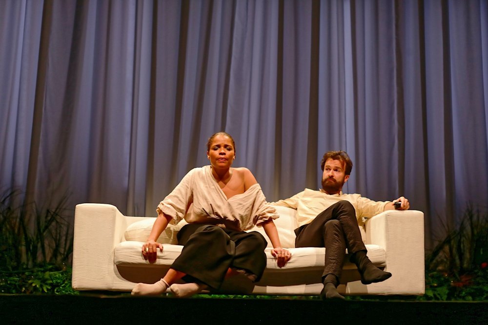 ring (variation sur le couple) d'Éléonore Confino, mise en scène Côme de Bellscize © Samy Lafamille