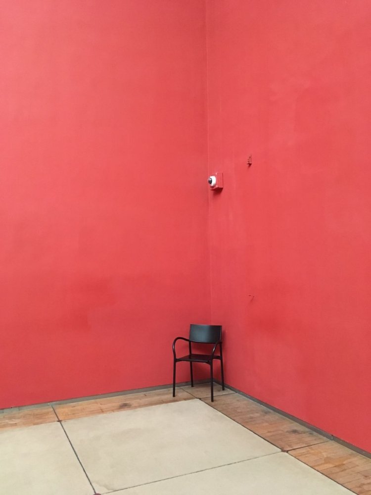 Toutes les villes détruites se ressemblent de Magrit Coulon & Bogdan Kikena © Maya Lombard