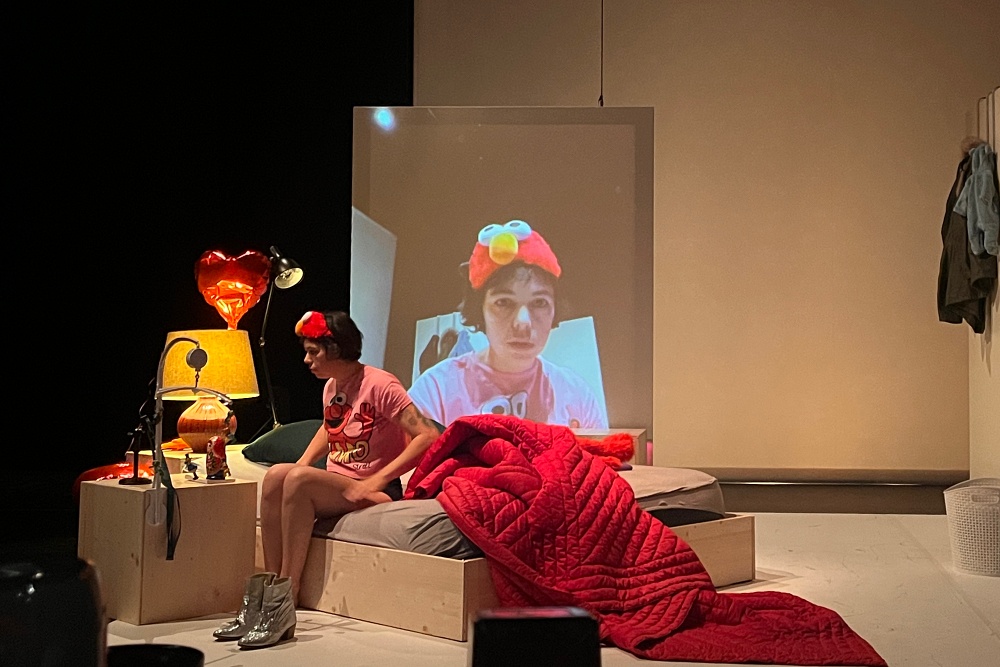 Post Party - Alice Chéné - Festival Mondial des Théâtres de Marionnettes © BigUp Cie