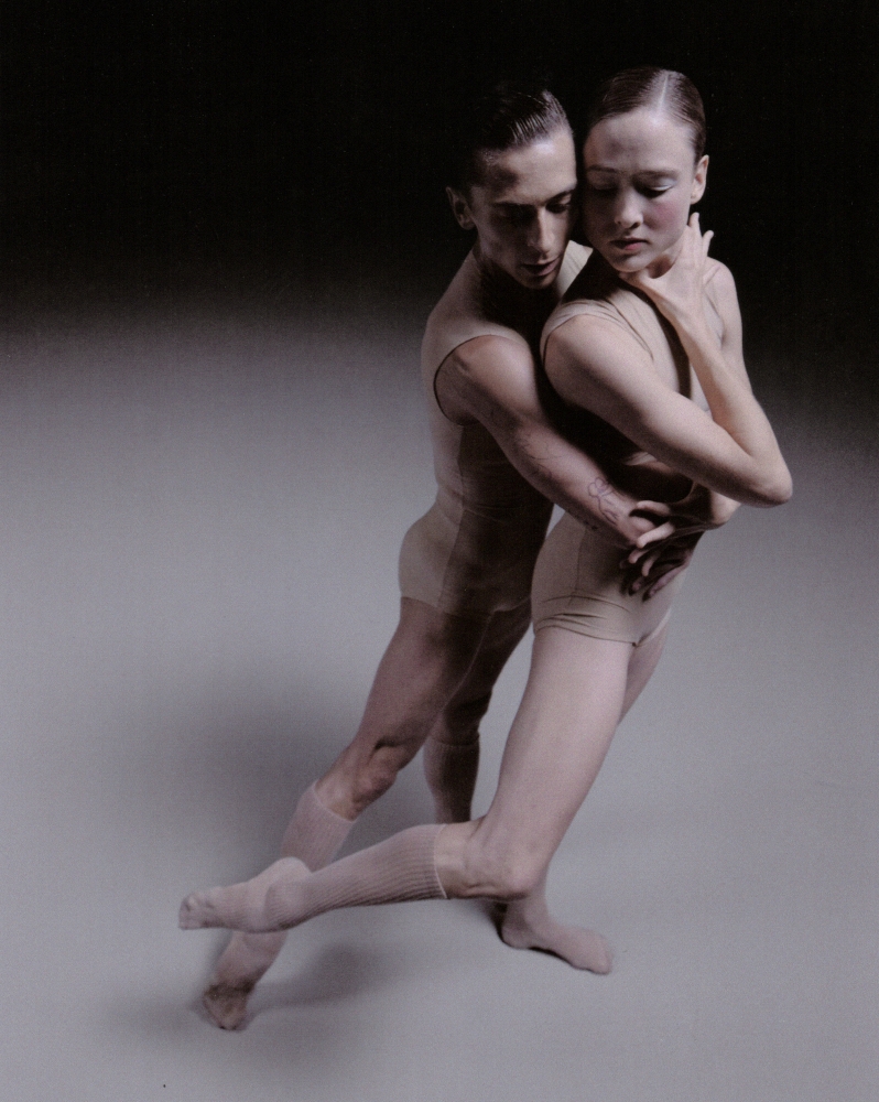 "Delay the Sadness" de Sharon Eyal © Vitali Akimov