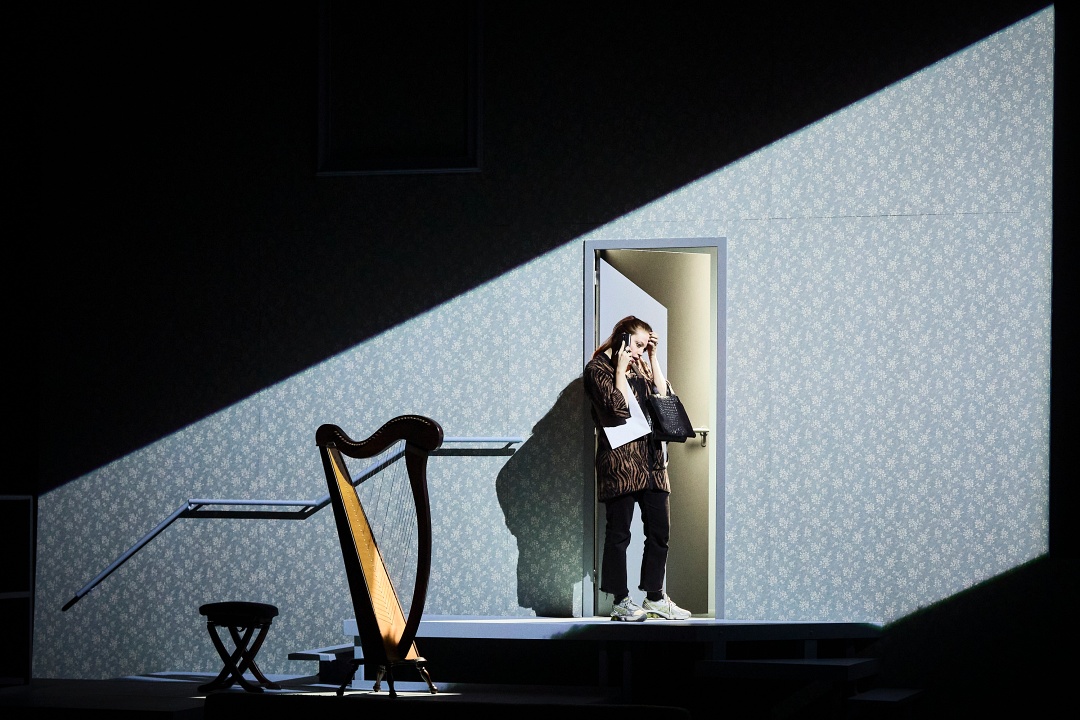 Entre parenthèses - Pauline Bureau © Christophe Raynaud de Lage