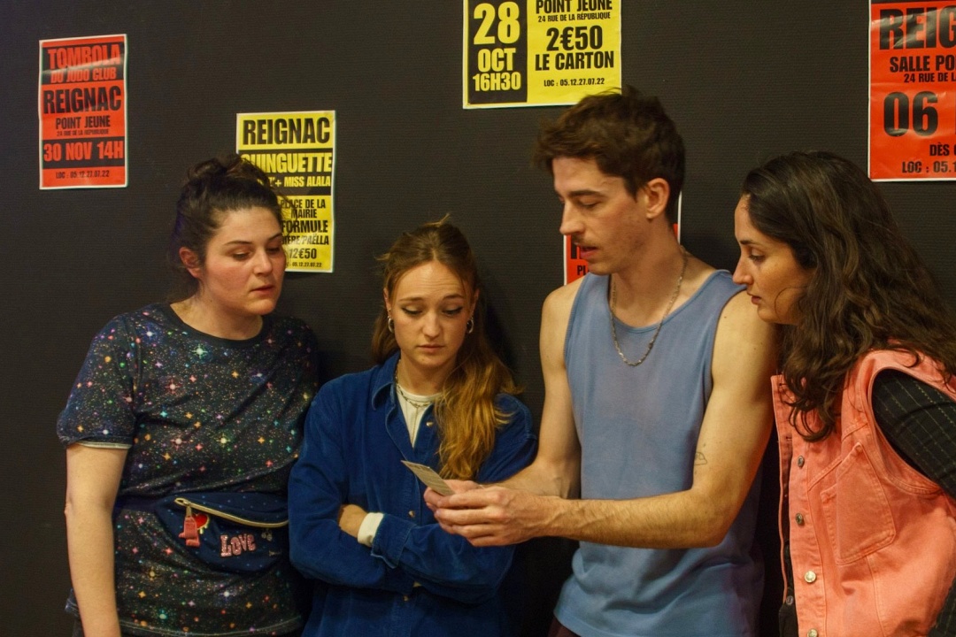 Gratte Gratte - Margaux Lebrun - Cie 22h22 © Thierry Lebrun