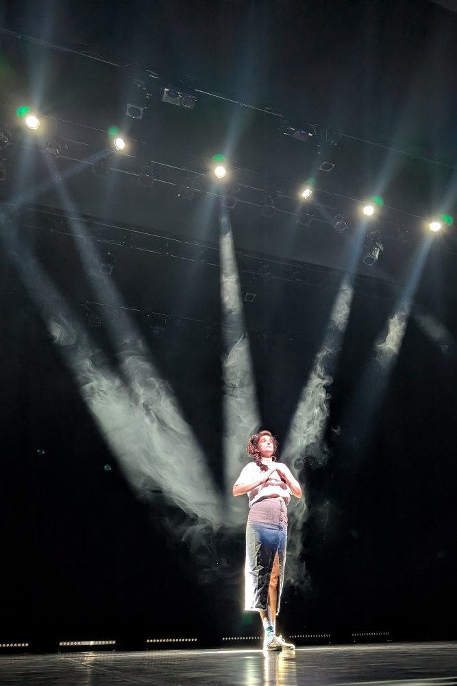 Pilule Rouge - Maëlle Mays © Théo Combi-lemaitre