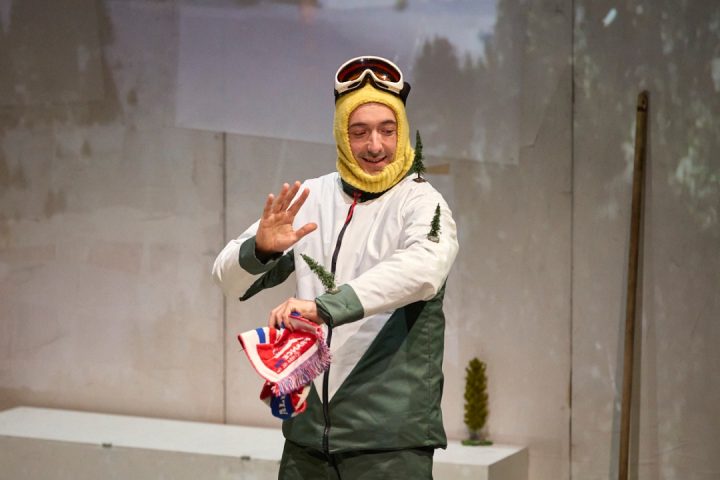 Une histoire Autrichienne - Cie Les Maladroits - Marion Solange-Malenfant - Benjamin Ducasse - Arno Wögerbauer © Pierre Grosbois